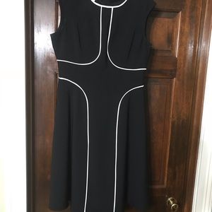 Summer sleeveless knit.